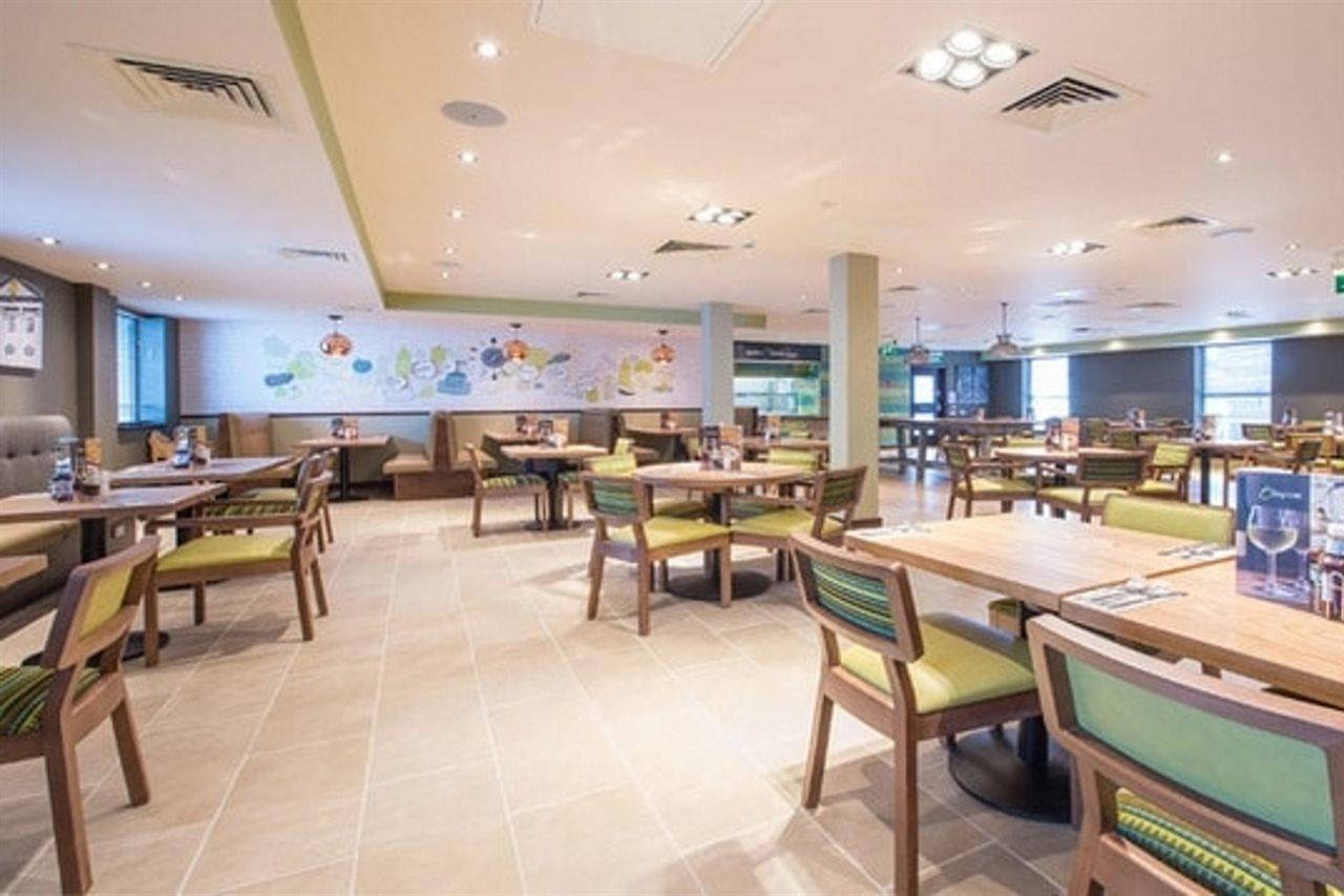 Premier Inn Chelmsford City Centre Zewnętrze zdjęcie